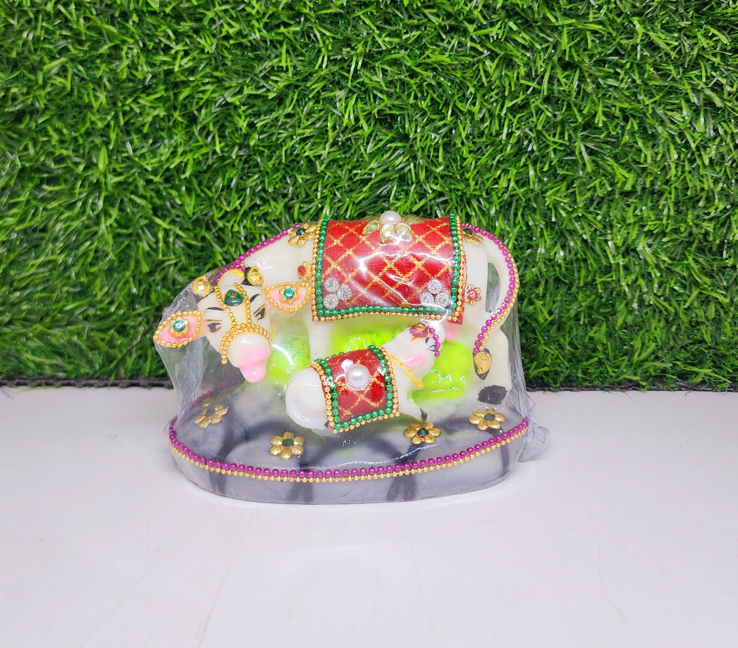 Heavy designing cow calf , fibre material