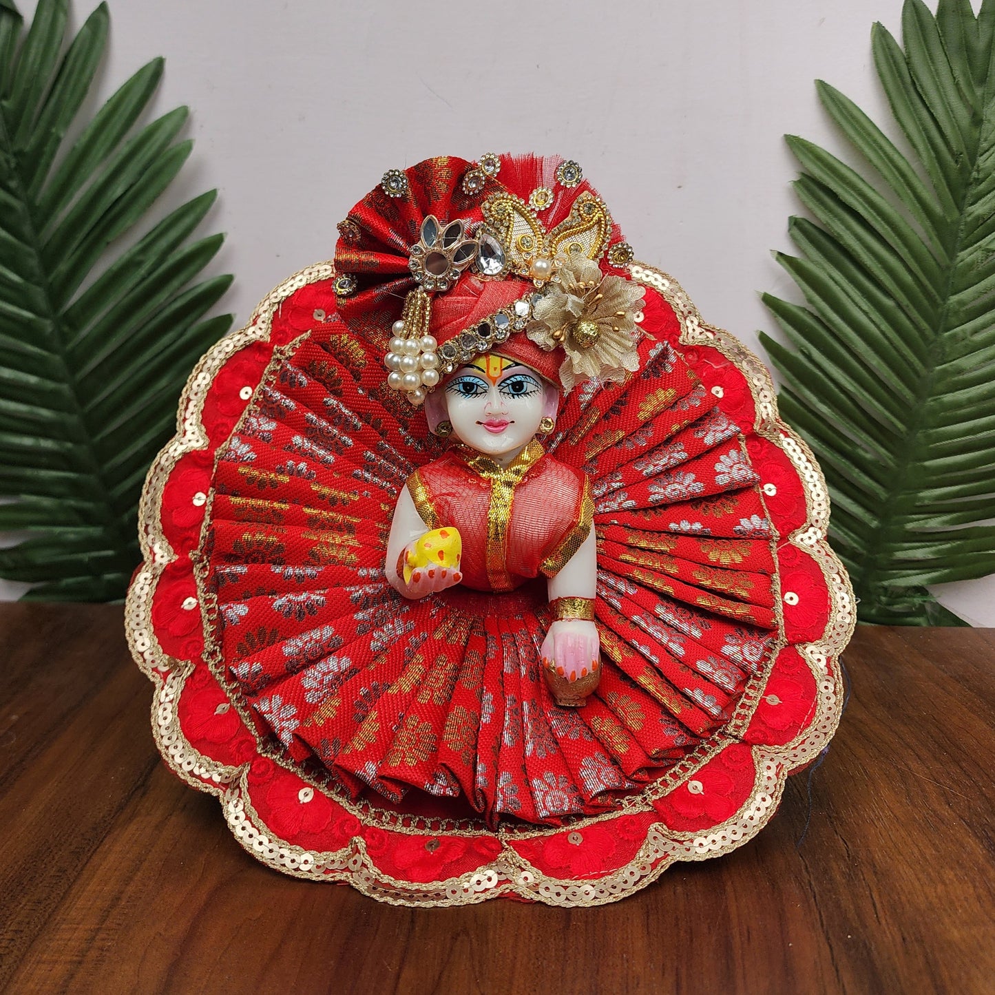 Red heavy dress with pagdi for laddu gopal ji