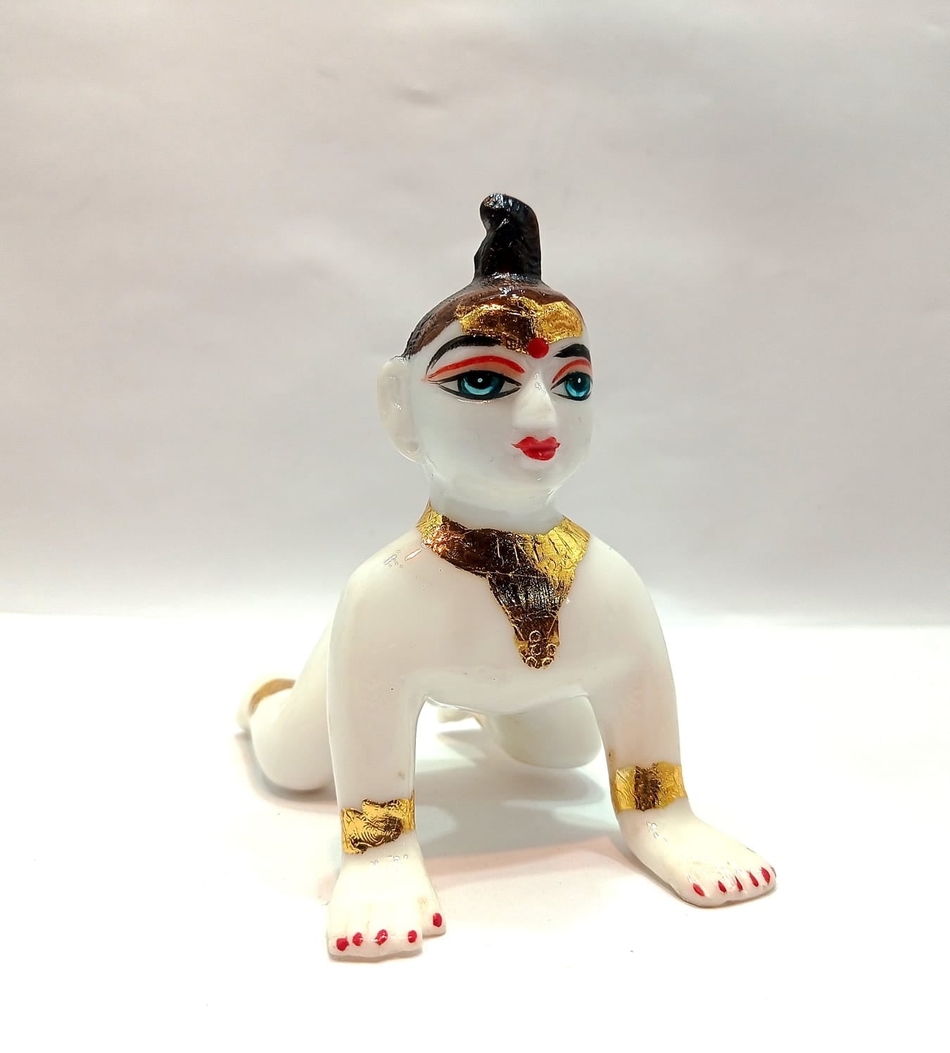 laddu gopal idol , fibre material , high quality (size 6 only)